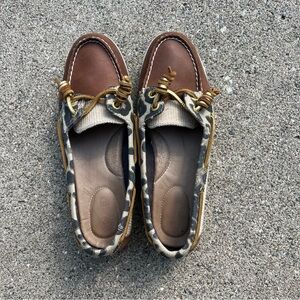 Sperry Top Sider Women’s Boat Shoe Brown/Leopard Print Size 8
